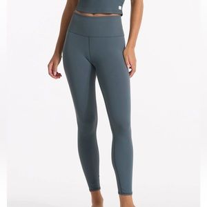Vuori Ribbed Studio Legging - Stone